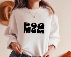 Dog Mom Retro Groovy SVG Cut Design