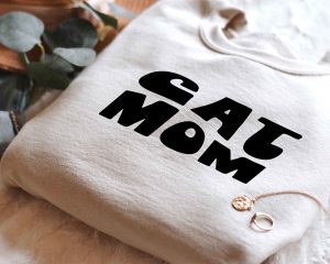 Cat Mom Retro SVG Cut Design