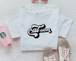 Cat Mom Retro Groovy SVG Cut Design
